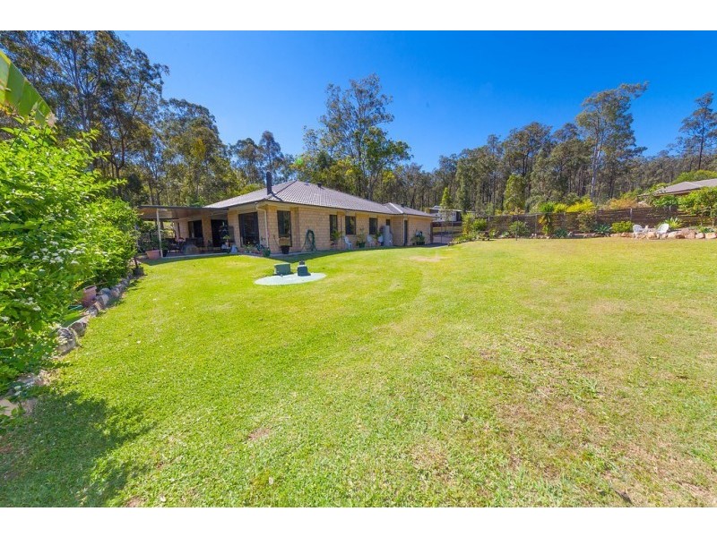 82 Chestnut Drive, Pine Mountain QLD 4306