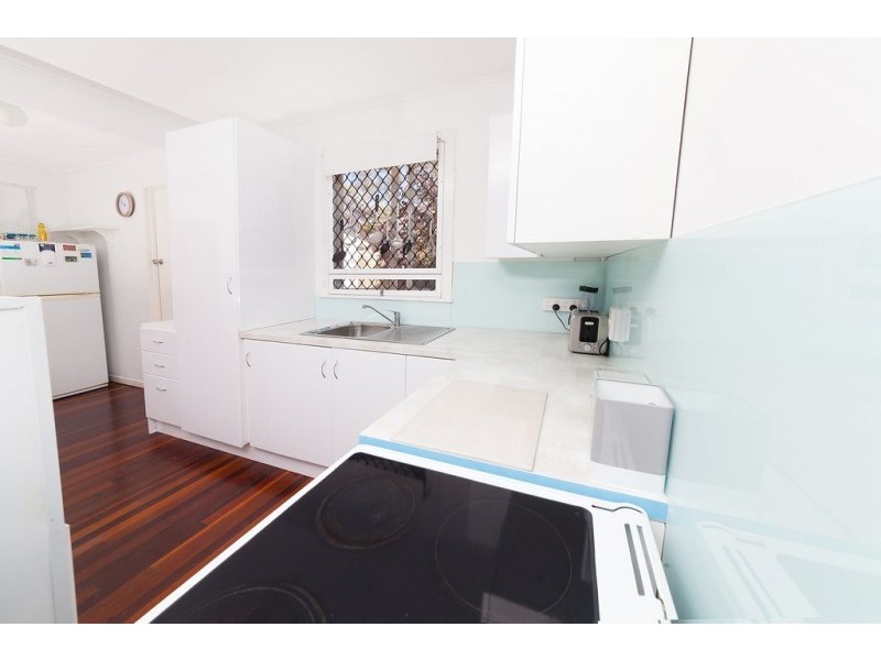 74 Francis Street, North Ipswich QLD 4305
