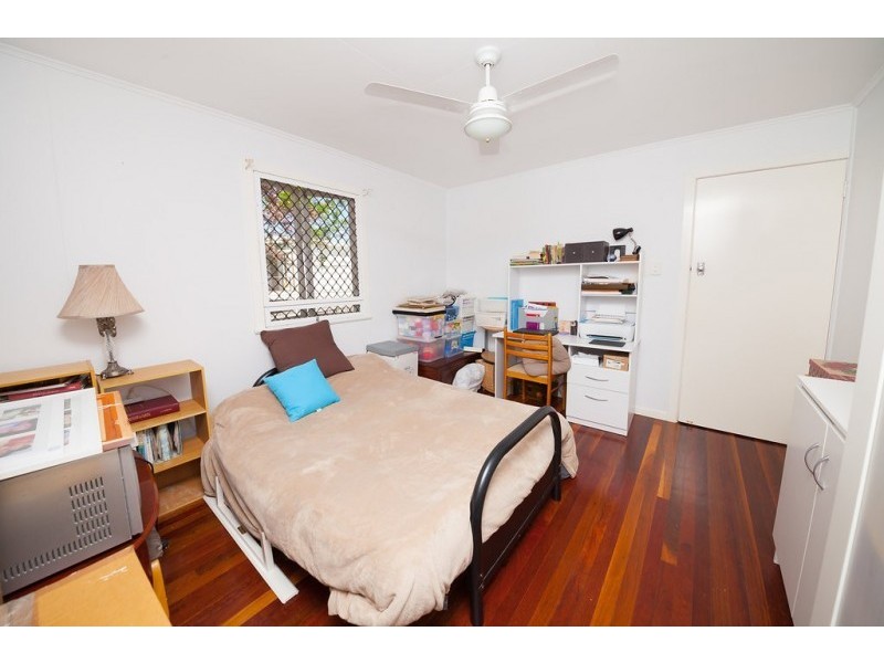 74 Francis Street, North Ipswich QLD 4305