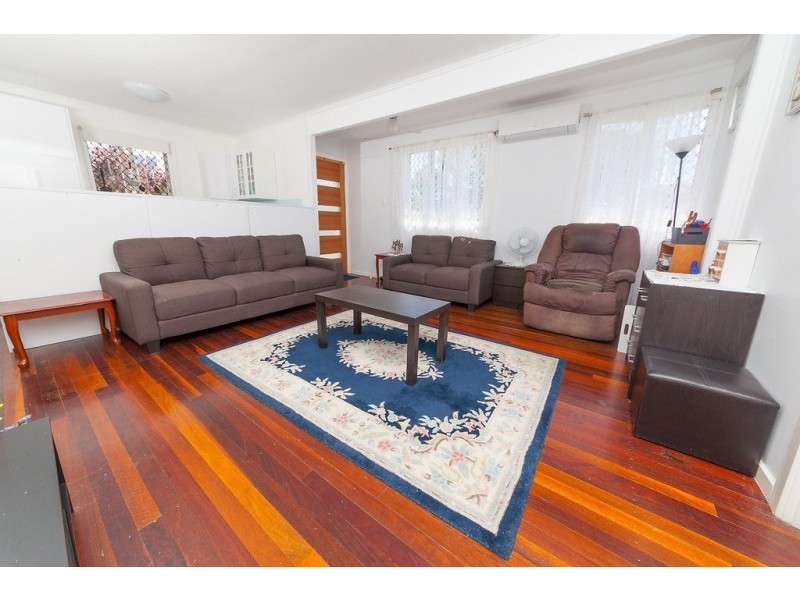 74 Francis Street, North Ipswich QLD 4305