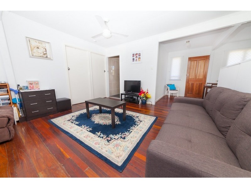 74 Francis Street, North Ipswich QLD 4305