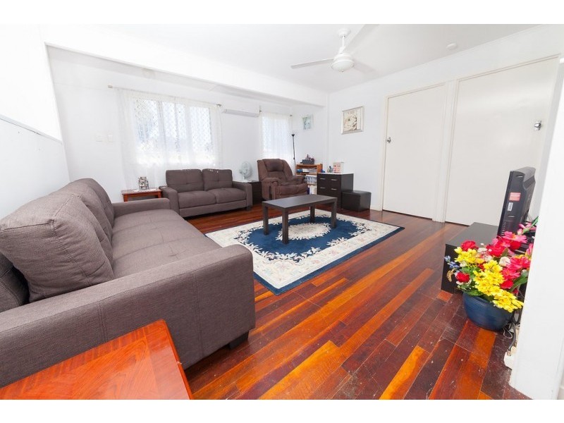 74 Francis Street, North Ipswich QLD 4305