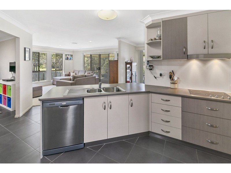 5 Beattie Court, Brassall QLD 4305