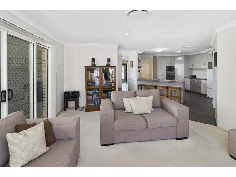 5 Beattie Court, Brassall QLD 4305
