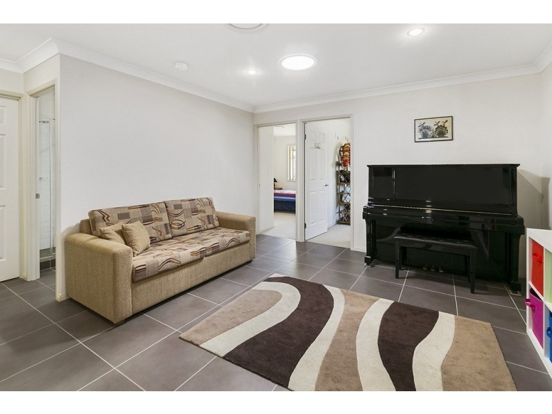 5 Beattie Court, Brassall QLD 4305