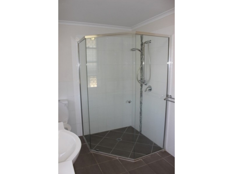 66 Mary Street, Blackstone QLD 4304