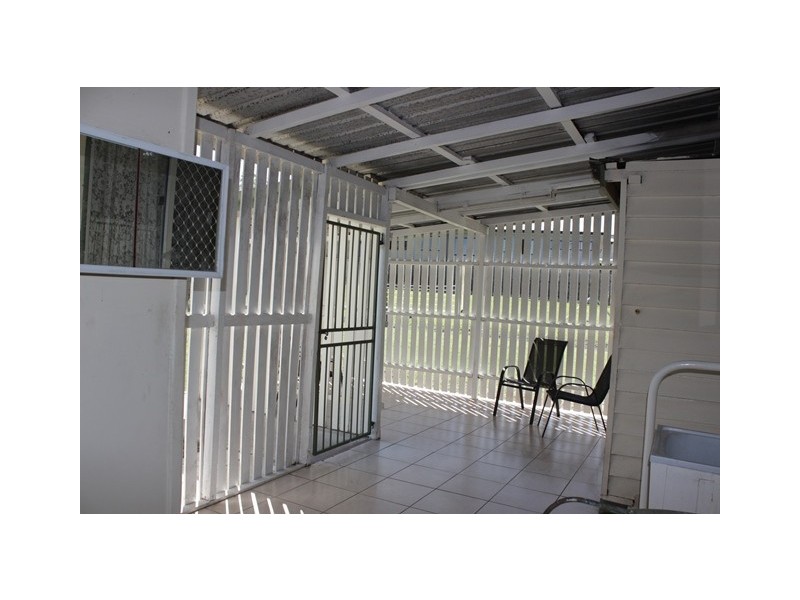 66 Mary Street, Blackstone QLD 4304