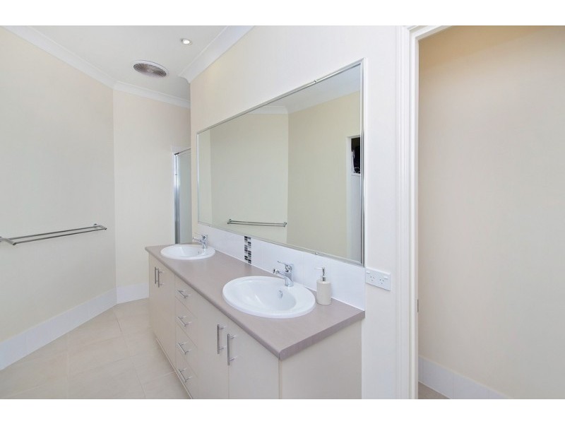 1 Graham Court, Hatton Vale QLD 4341