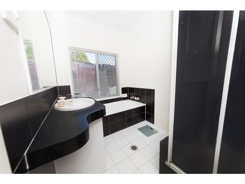 14 Ford Street, Raceview QLD 4305