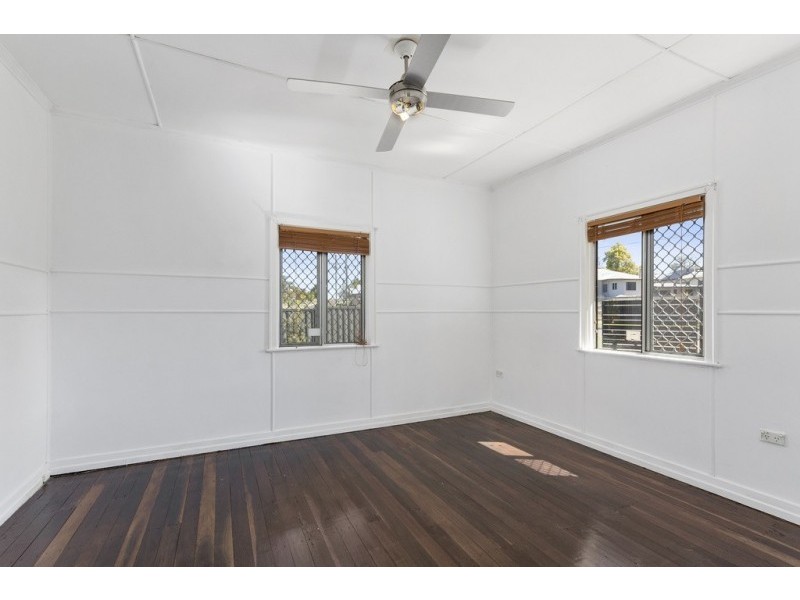 12 Margaret Street, Booval QLD 4304