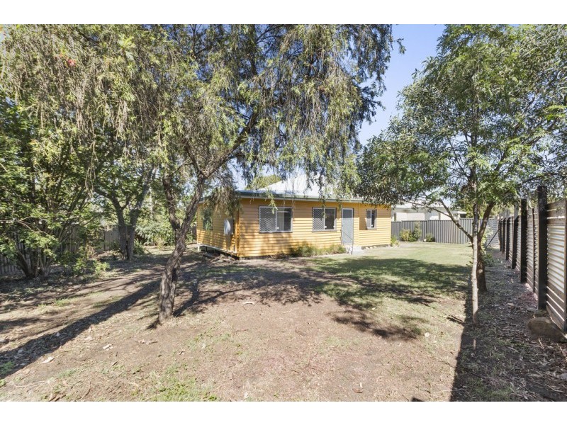 12 Margaret Street, Booval QLD 4304