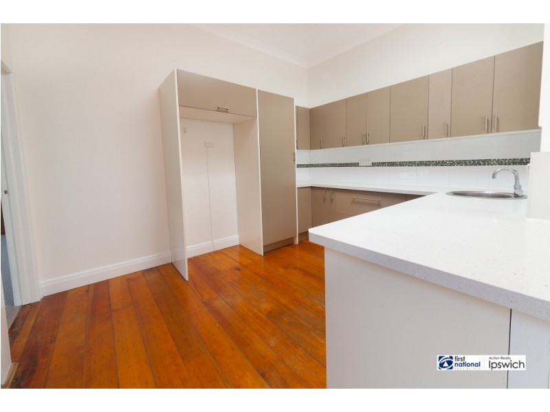 17 Shelley Street, Brassall QLD 4305