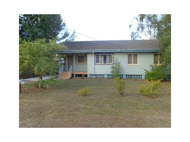 25 Bass Street, Leichhardt QLD 4305