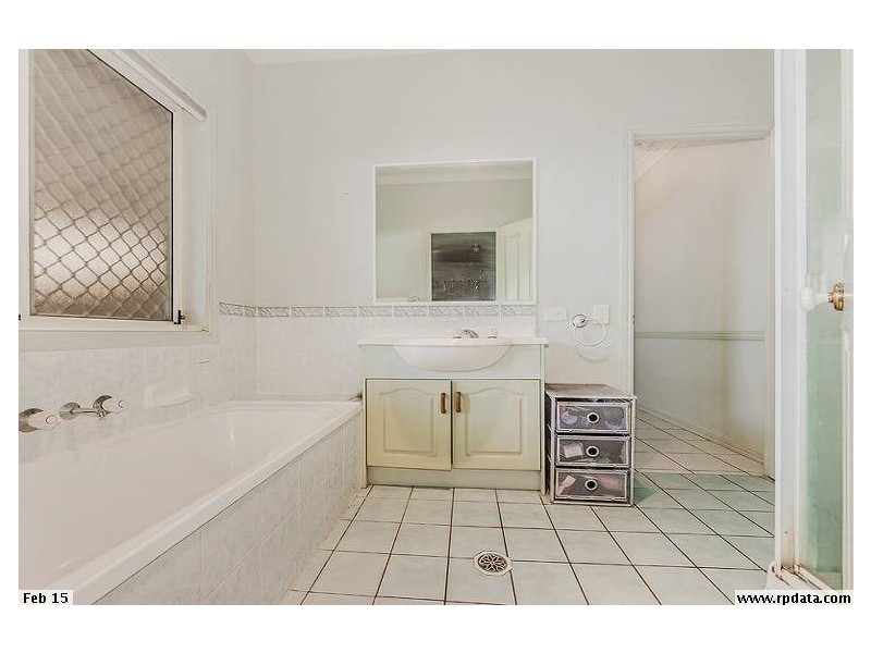 10 Belvedere Close, Forest Lake QLD 4078
