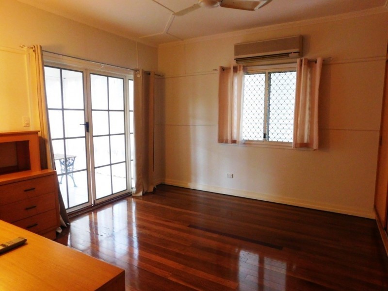 18 Tuggerah Street, North Booval QLD 4304