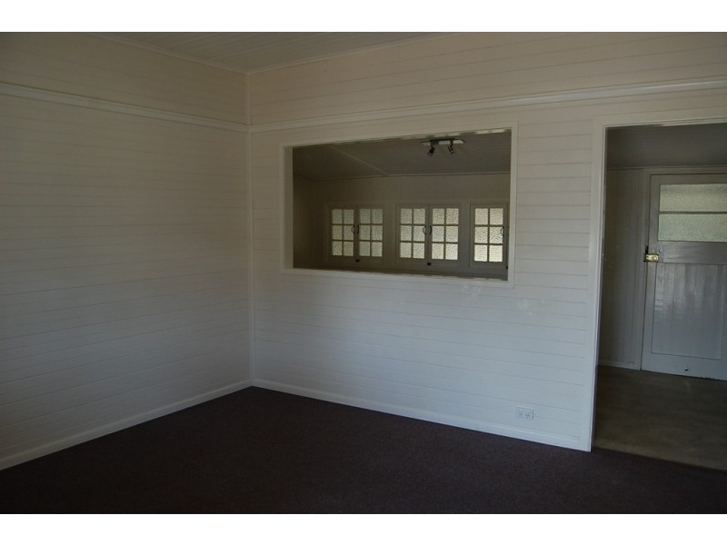 18 Teape Street, Silkstone QLD 4304