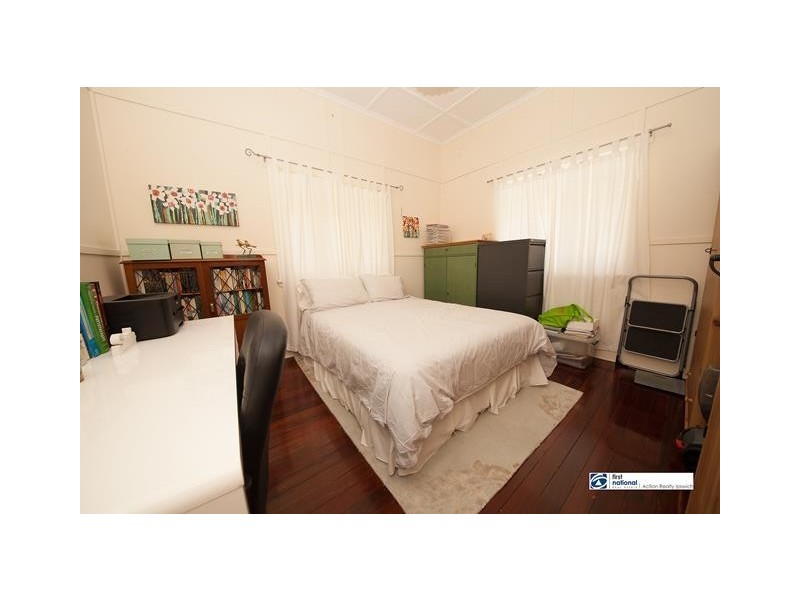 94A Aspinall Street, Leichhardt QLD 4305