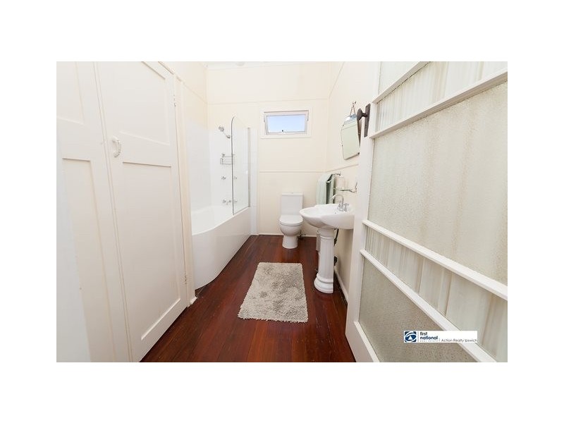 94A Aspinall Street, Leichhardt QLD 4305