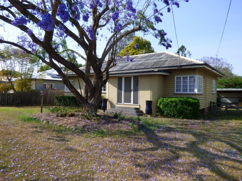 22 Hooper Street, West Ipswich QLD 4305