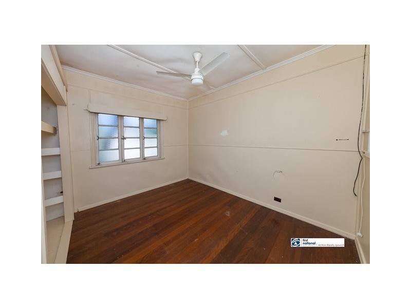 25 Coyne Street, One Mile QLD 4305