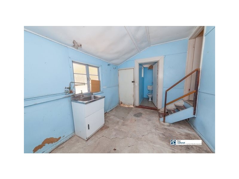 25 Coyne Street, One Mile QLD 4305