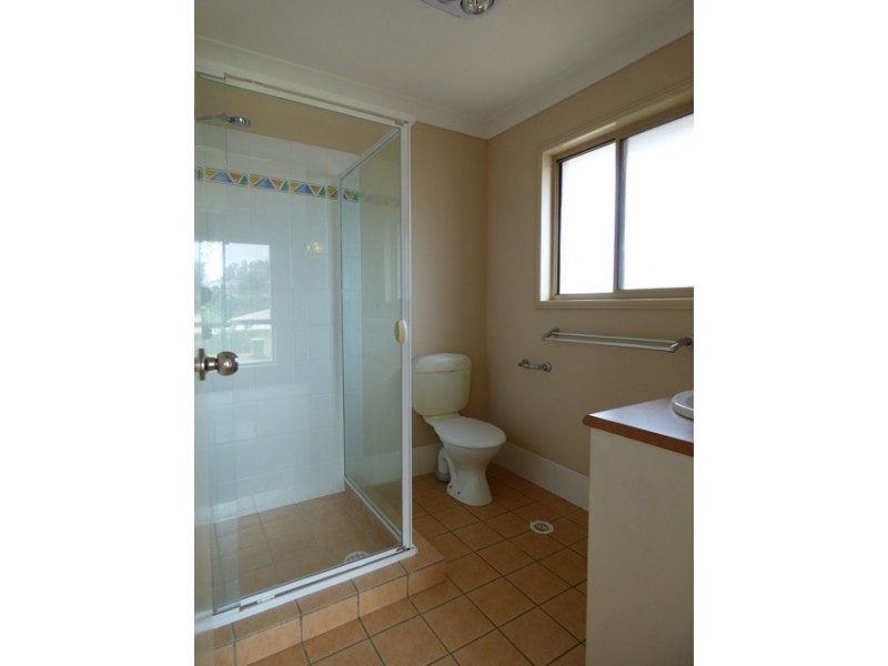 15 Comona Court, Wulkuraka QLD 4305