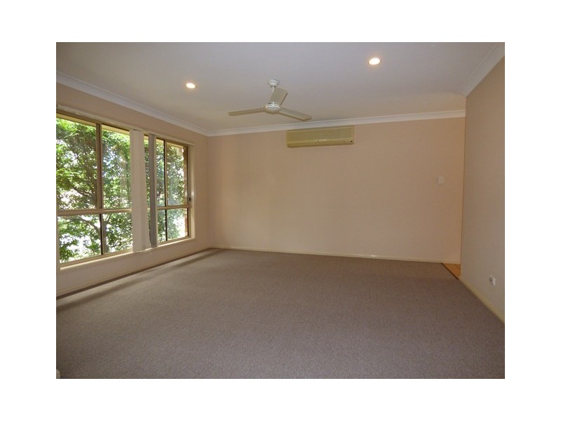 15 Comona Court, Wulkuraka QLD 4305