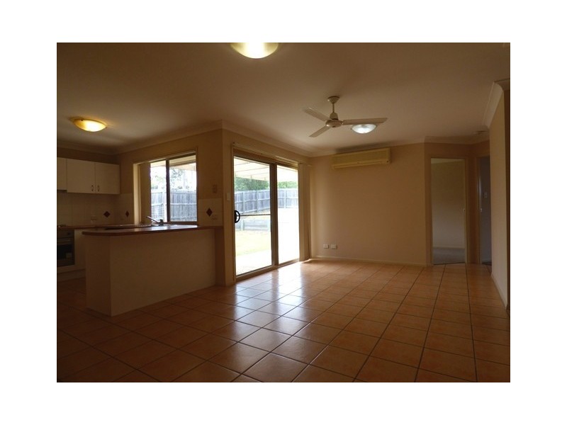 15 Comona Court, Wulkuraka QLD 4305