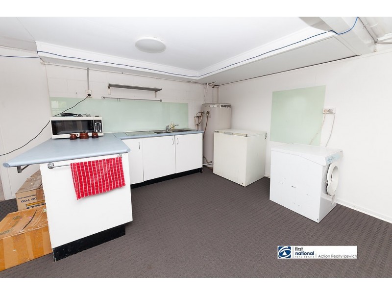 5 Winifred Street, North Booval QLD 4304