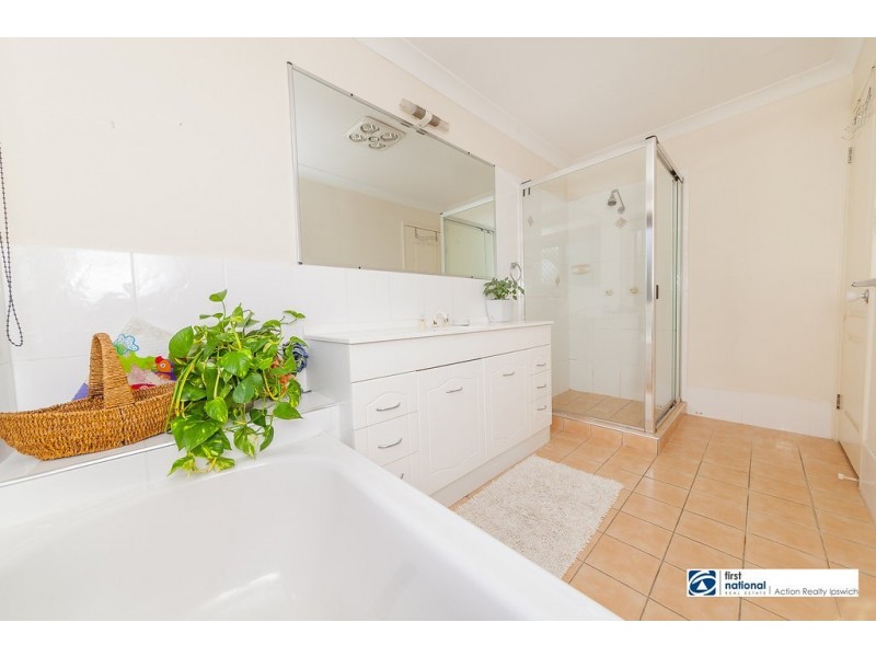 25 Pearse Drive, Brassall QLD 4305