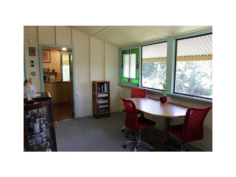 12 Liverpool Street, North Ipswich QLD 4305