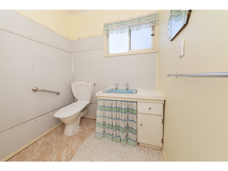 16 Jellicoe Street, Brassall QLD 4305