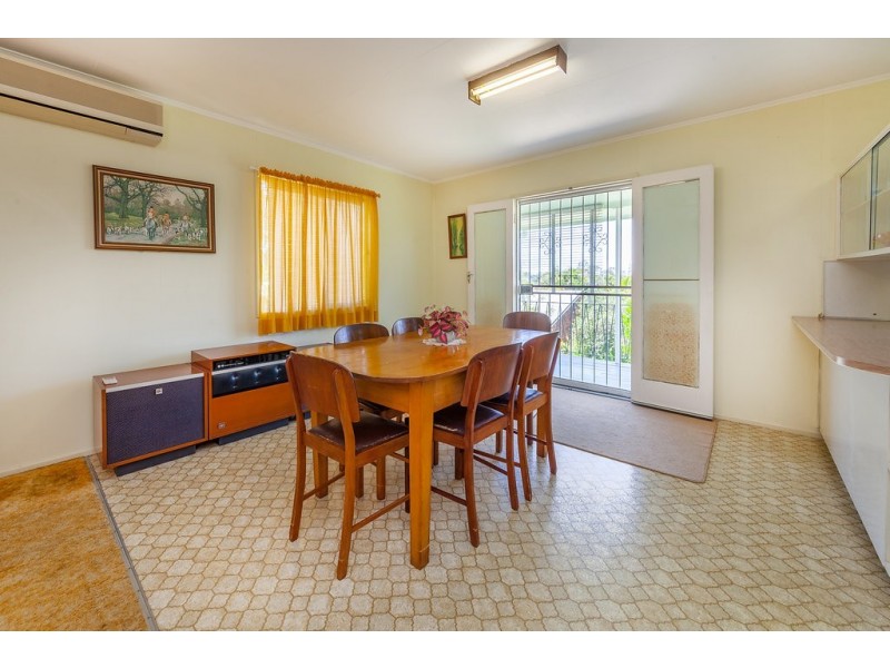 16 Jellicoe Street, Brassall QLD 4305