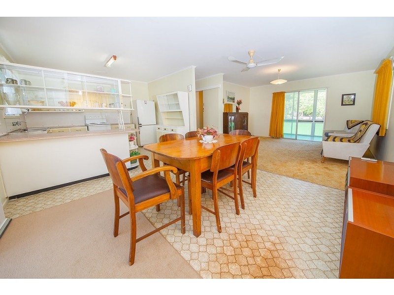 16 Jellicoe Street, Brassall QLD 4305