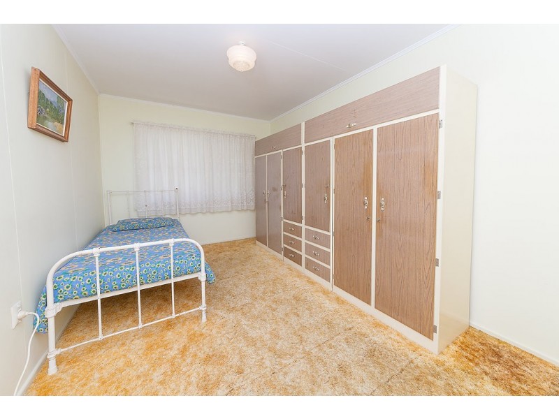 16 Jellicoe Street, Brassall QLD 4305