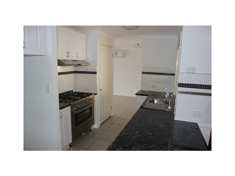 1 Resolution Parade, Flinders View QLD 4305