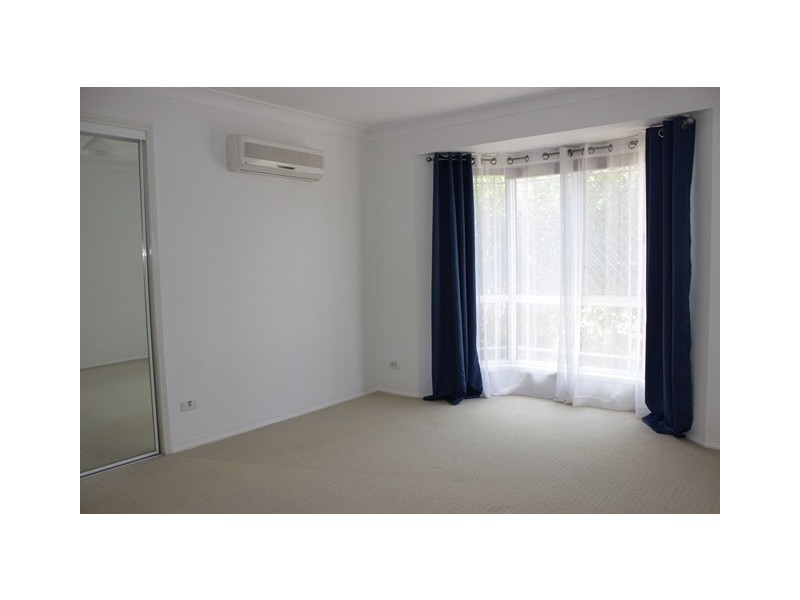 1 Resolution Parade, Flinders View QLD 4305
