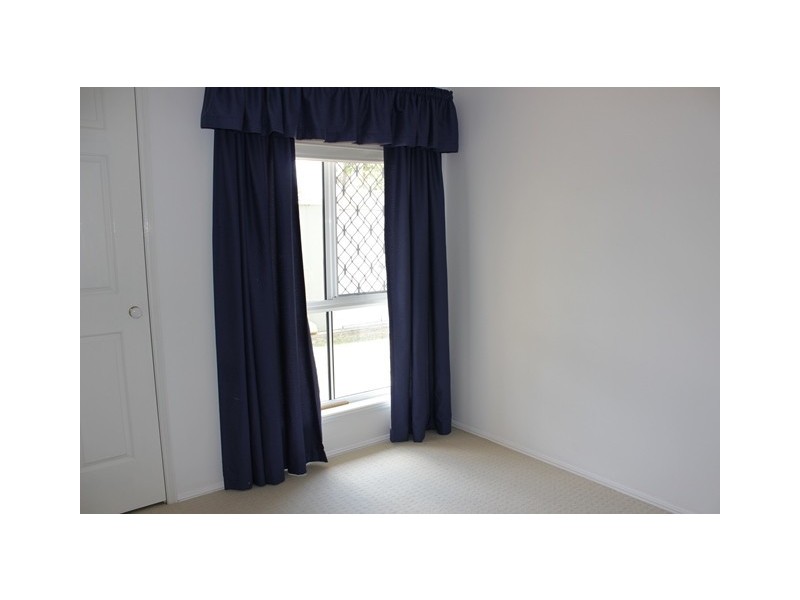 1 Resolution Parade, Flinders View QLD 4305