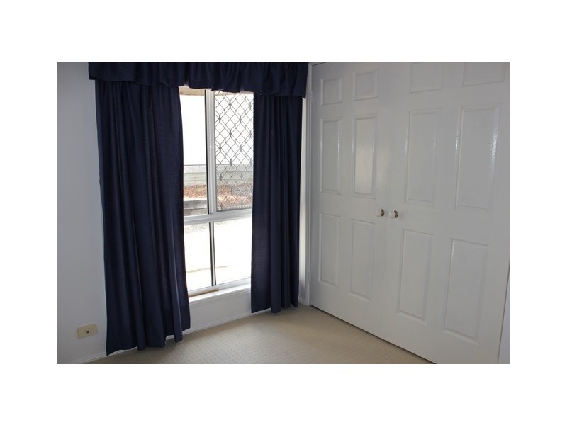 1 Resolution Parade, Flinders View QLD 4305