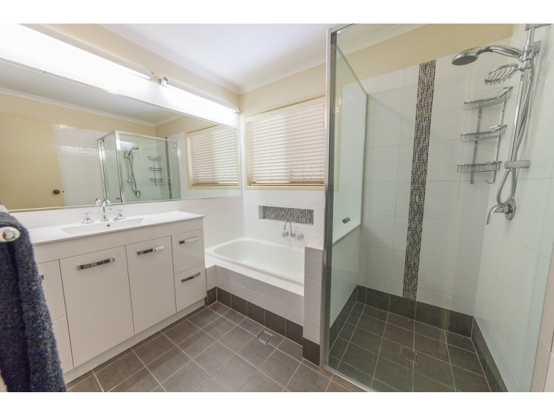 76 Cudgee Street, Redbank Plains QLD 4301