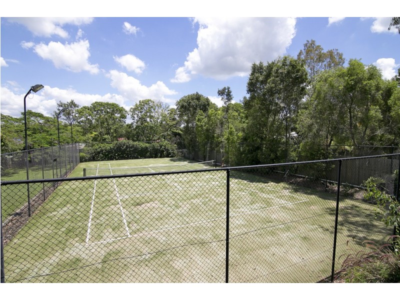 6 Carinya Crescent, Karana Downs QLD 4306