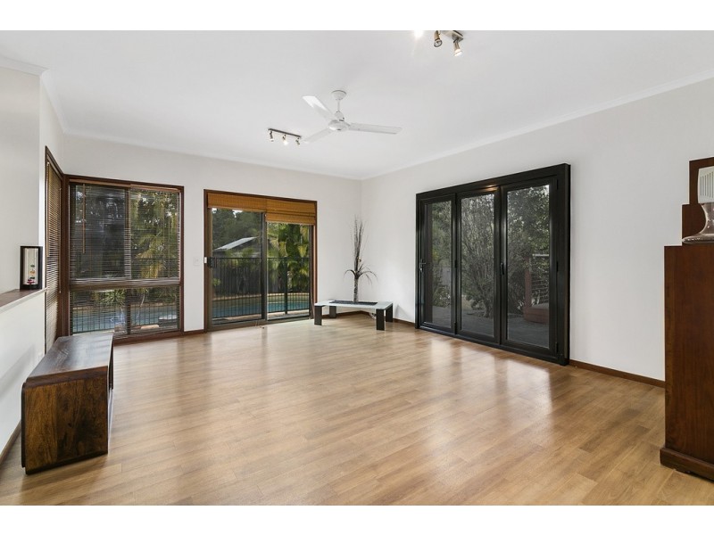 6 Carinya Crescent, Karana Downs QLD 4306