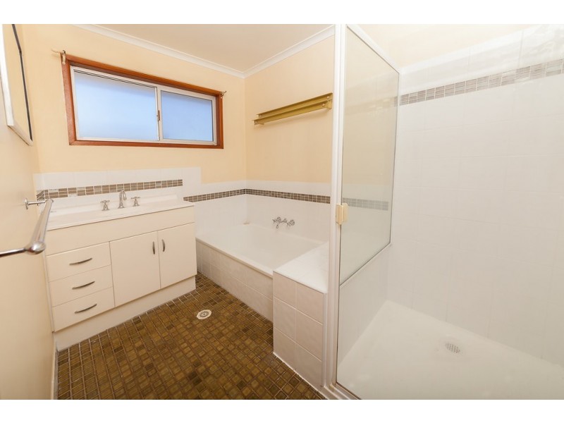 4 Bryant Street, Bundamba QLD 4304