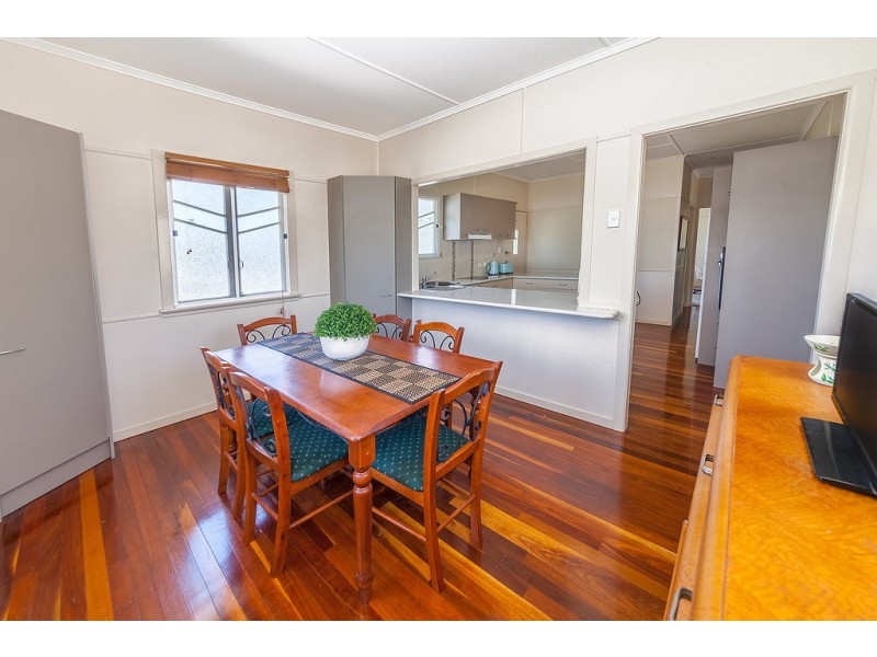 12 Chilcot Street, Silkstone QLD 4304