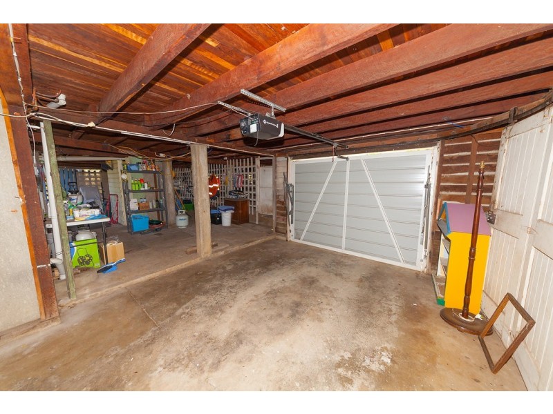 12 Chilcot Street, Silkstone QLD 4304