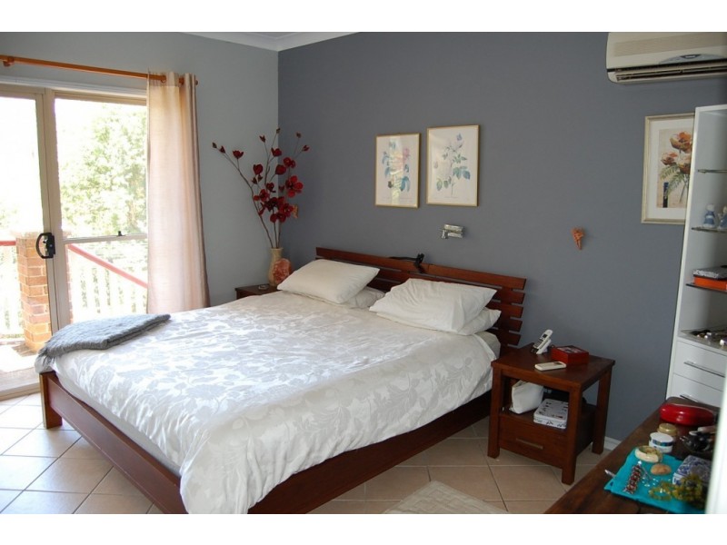 129 Burns Street, Fernvale QLD 4306