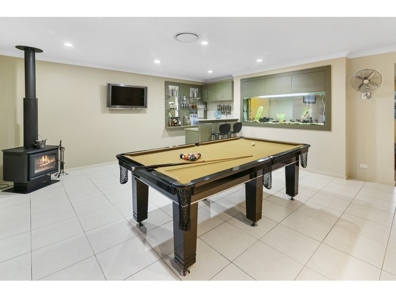 22 Donald Place, Brassall QLD 4305