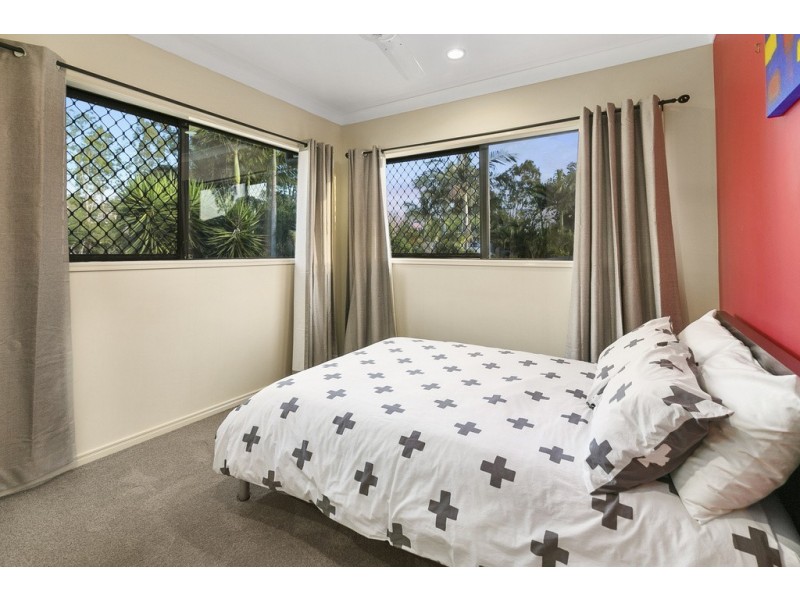 22 Donald Place, Brassall QLD 4305