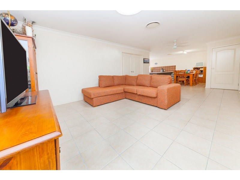 129 Bayley Road, Pine Mountain QLD 4306