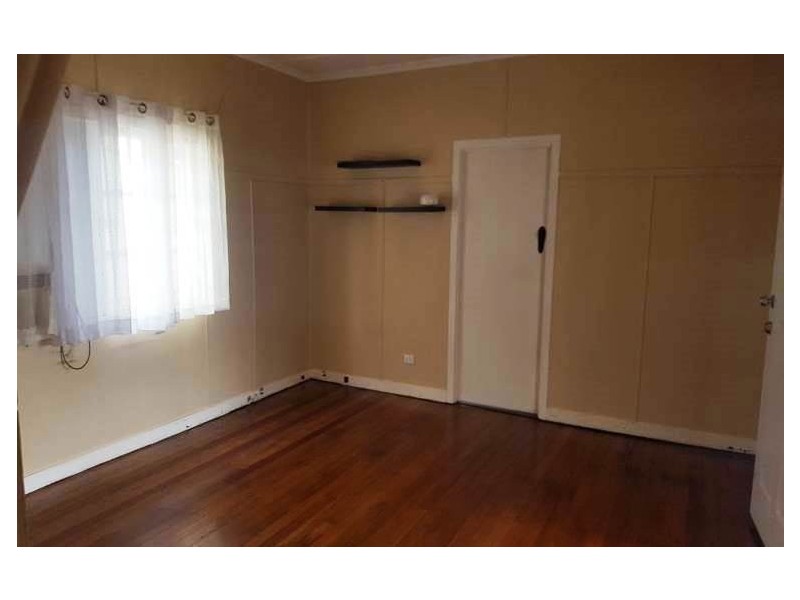 133 Jacaranda Street, North Booval QLD 4304